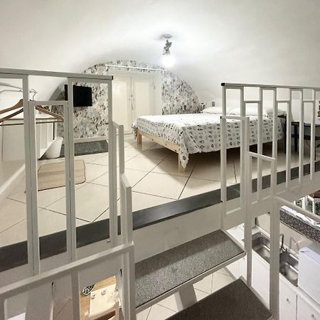 ナポリ Casa Della Felicitaヴィラ エクステリア 写真